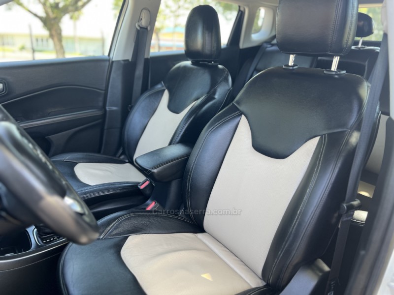 COMPASS 2.0 16V FLEX LONGITUDE AUTOMÁTICO - 2017 - DOIS IRMãOS