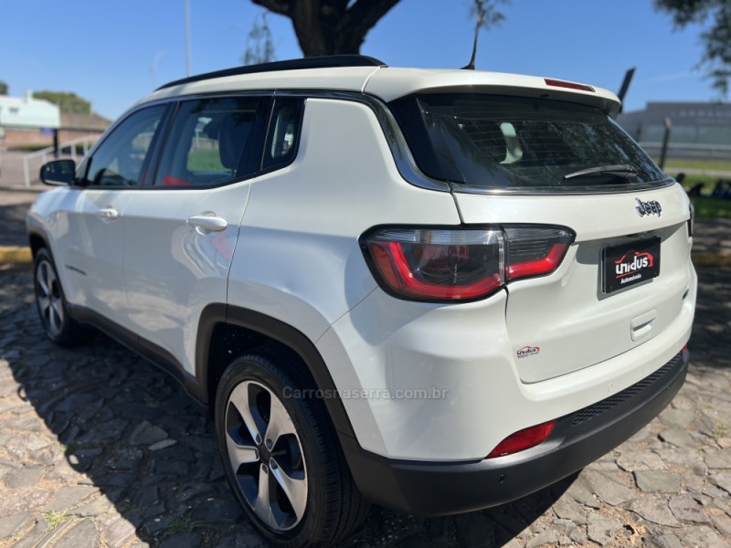 COMPASS 2.0 16V FLEX LONGITUDE AUTOMÁTICO - 2017 - DOIS IRMãOS