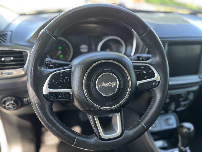 COMPASS 2.0 16V FLEX LONGITUDE AUTOMÁTICO - 2017 - DOIS IRMãOS