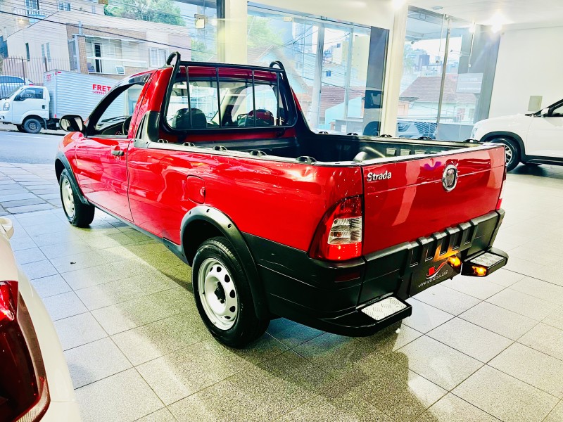 STRADA 1.4 MPI WORKING CD 8V FLEX 2P MANUAL - 2012 - CAXIAS DO SUL