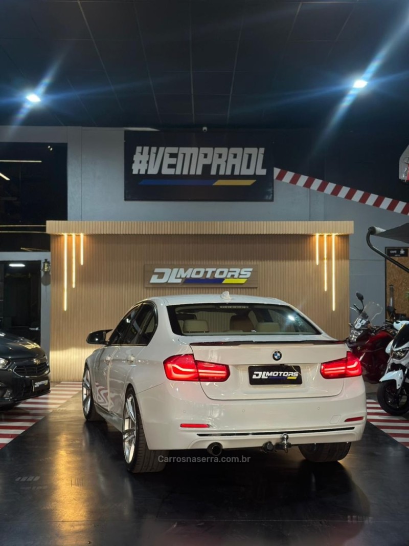 320I 2.0 16V GASOLINA 4P AUTOMÁTICO - 2017 - LAJEADO