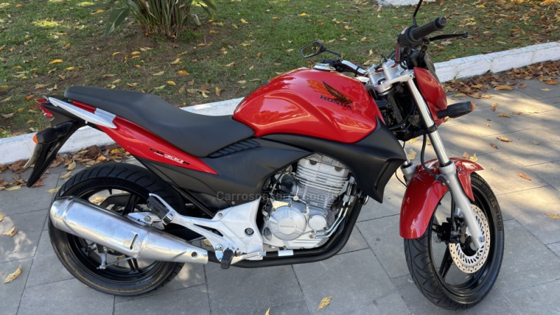 CB 300R  - 2011 - BENTO GONçALVES