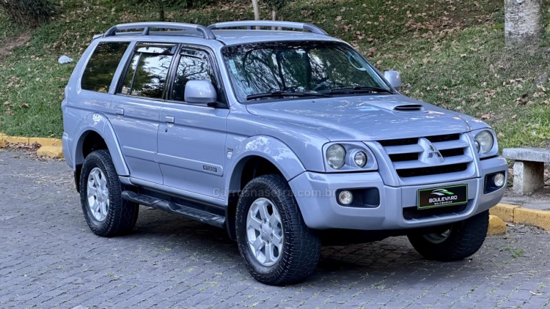 pajero sport 2.5 hpe 4x4 8v turbo intercooler diesel 4p automatico 2010 caxias do sul