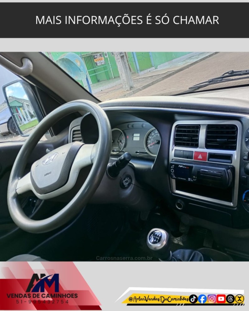 HR 2.5 LONGO BAÚ 4X2 16V 130CV TURBO INTERCOOLER DIESEL 2P MANUAL - 2016 - PORTãO