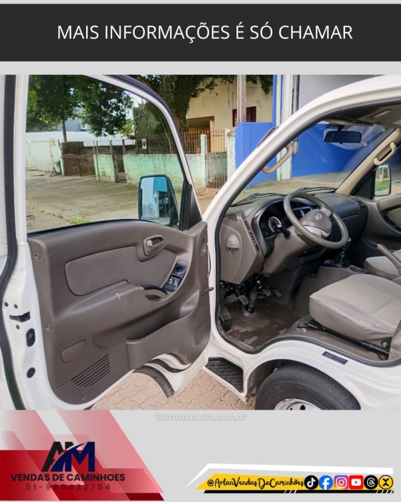 HR 2.5 LONGO BAÚ 4X2 16V 130CV TURBO INTERCOOLER DIESEL 2P MANUAL - 2016 - PORTãO