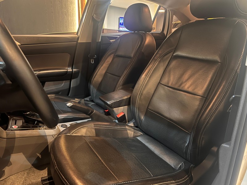 VIRTUS 1.0 200 TSI HIGHLINE AUTOMÁTICO - 2018 - NOVO HAMBURGO