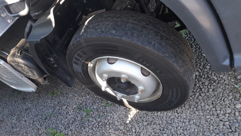 ACCELO 815  - 2020 - CAXIAS DO SUL