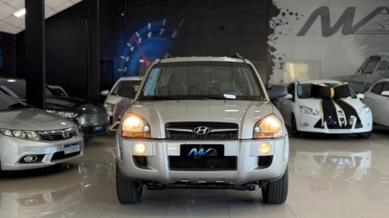 TUCSON 2.0 MPFI GL 16V 2WD GASOLINA 4P AUTOMÁTICO - 2010 - ESTâNCIA VELHA