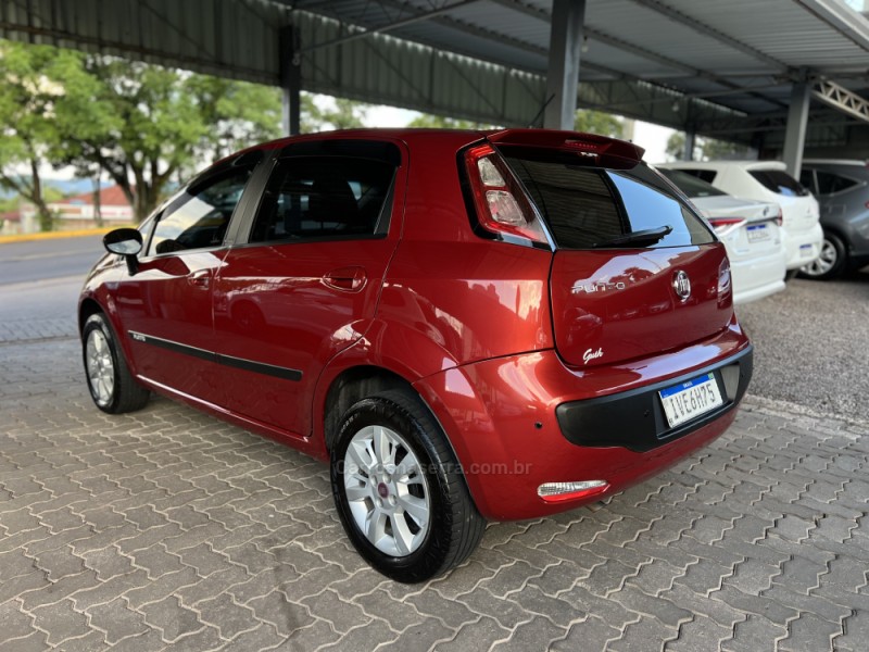 PUNTO 1.4 ATTRACTIVE 8V FLEX 4P MANUAL - 2014 - BOM PRINCíPIO