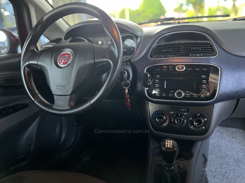 PUNTO 1.4 ATTRACTIVE 8V FLEX 4P MANUAL - 2014 - BOM PRINCíPIO