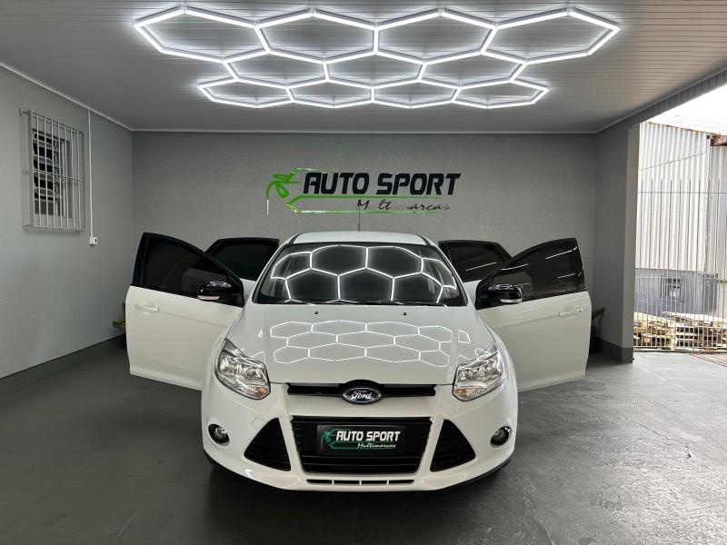 FOCUS 1.6 S 16V FLEX 4P MANUAL - 2014 - CAXIAS DO SUL