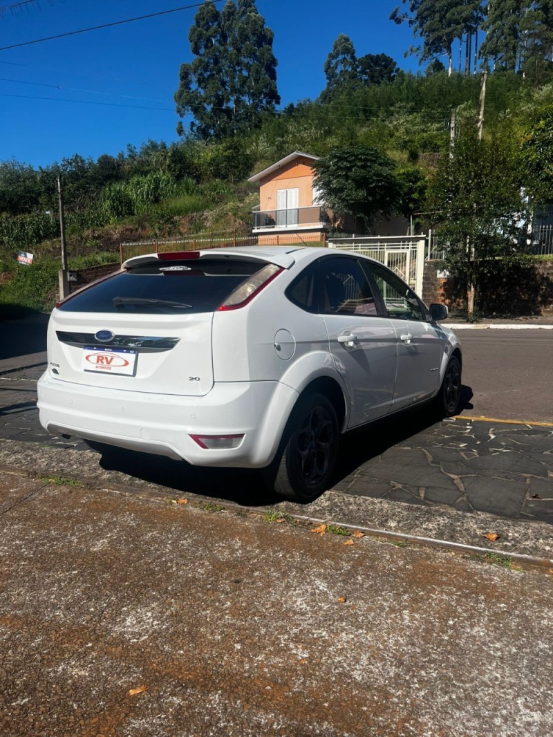 FOCUS 2.0 TITANIUM 16V FLEX 4P AUTOMÁTICO - 2012 - CARLOS BARBOSA