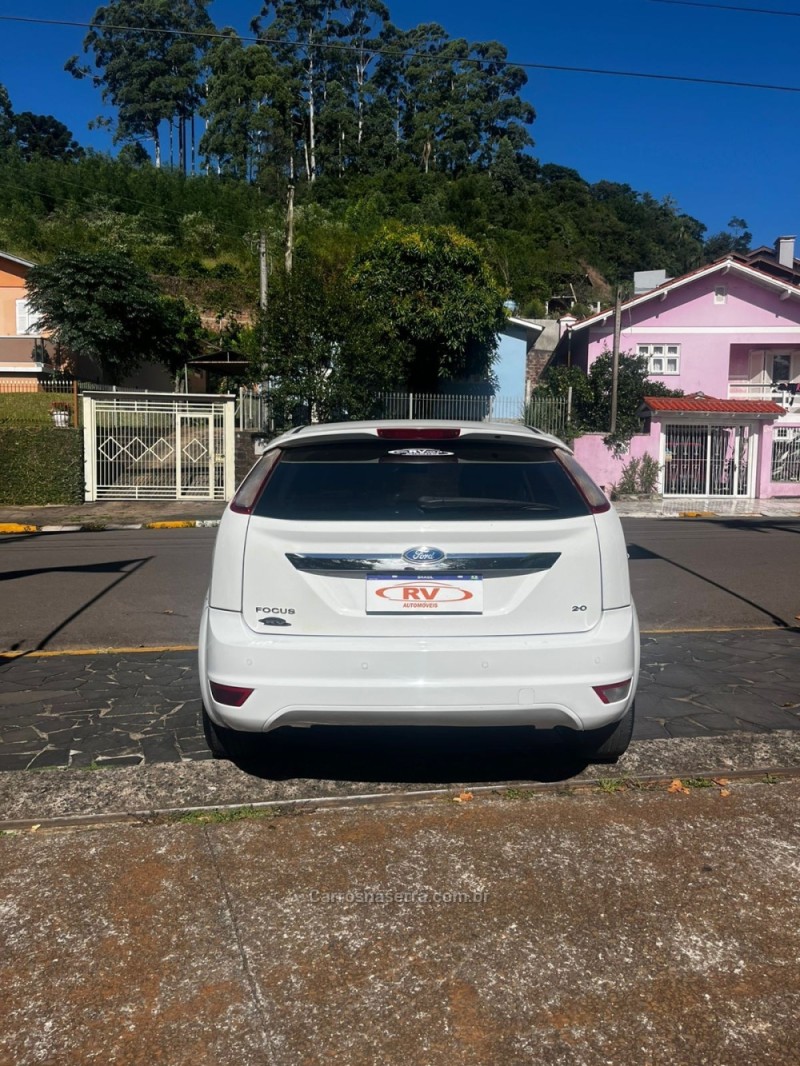 FOCUS 2.0 TITANIUM 16V FLEX 4P AUTOMÁTICO - 2012 - CARLOS BARBOSA