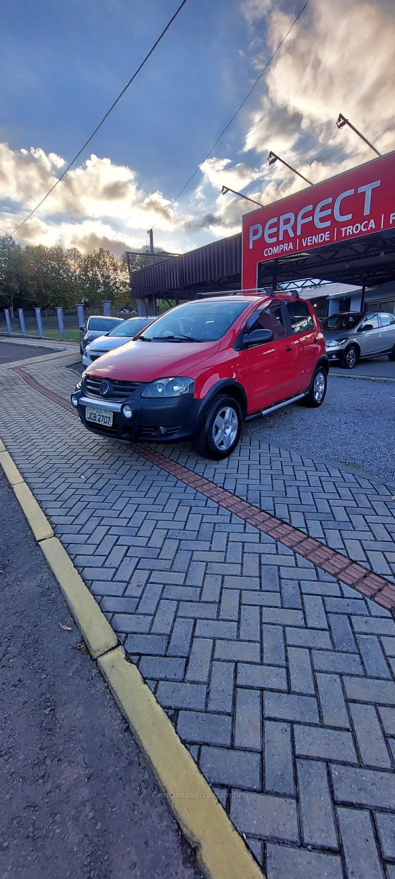 CROSSFOX 1.6 MI FLEX 8V 4P MANUAL - 2010 - BOM PRINCíPIO