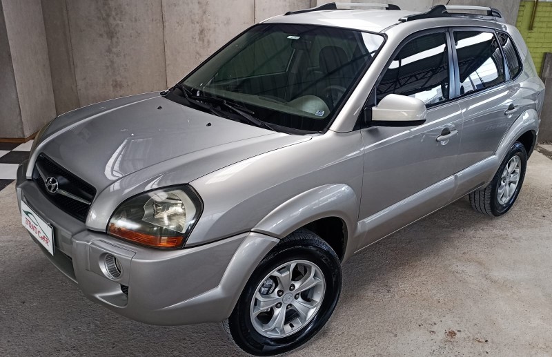 TUCSON 2.0 MPFI GLS 16V 143CV 2WD FLEX 4P AUTOMÁTICO - 2010 - CAXIAS DO SUL