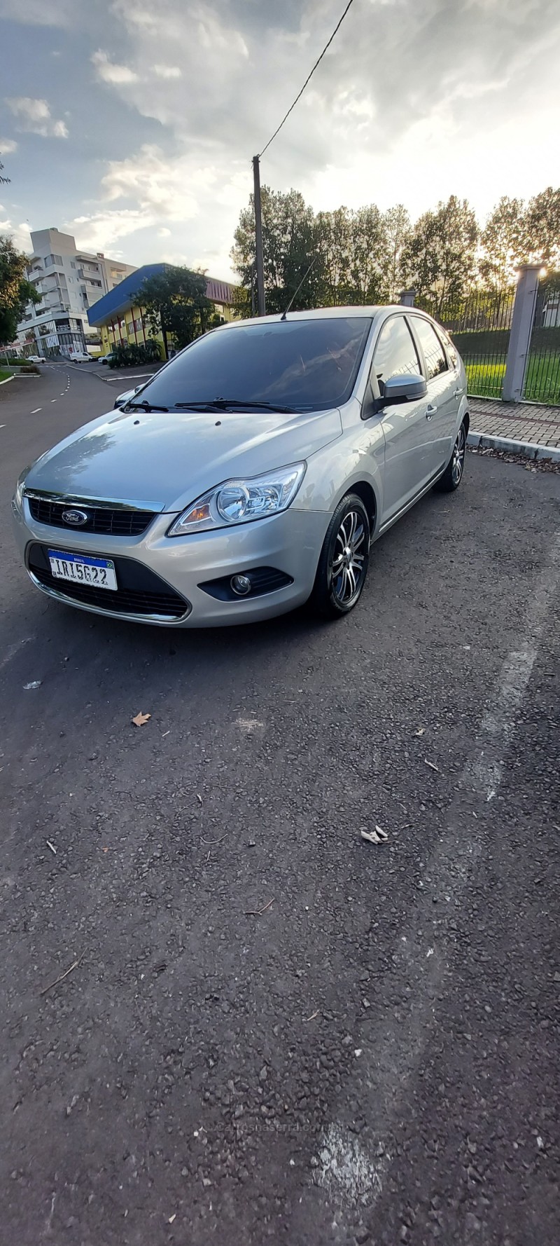 FOCUS 2.0 GHIA 16V FLEX 4P MANUAL - 2011 - BOM PRINCíPIO