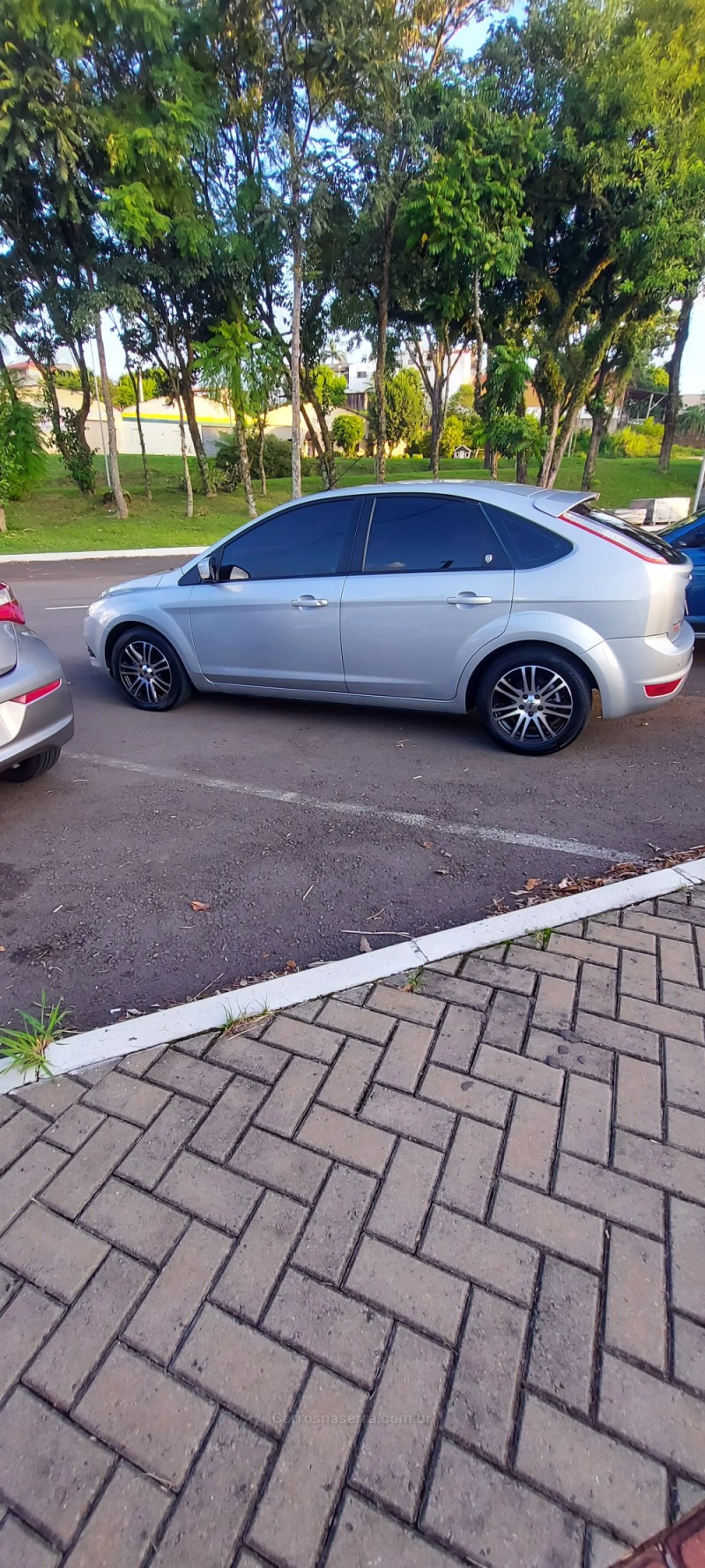 FOCUS 2.0 GHIA 16V FLEX 4P MANUAL - 2011 - BOM PRINCíPIO