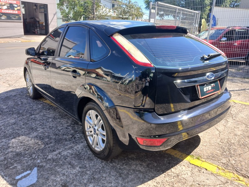 FOCUS 1.6 GLX SIGMA 16V FLEX 4P MANUAL - 2011 - FARROUPILHA