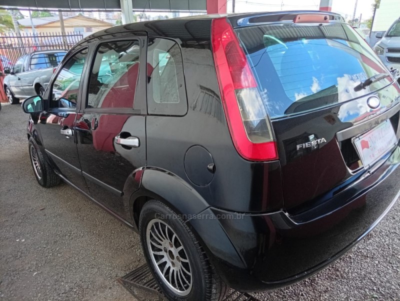 FIESTA 1.0 MPI CLASS HATCH 8V FLEX 4P MANUAL - 2007 - CAXIAS DO SUL