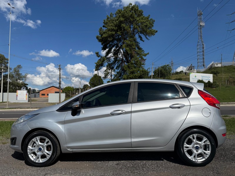 FIESTA 1.6 SE HATCH 16V FLEX 4P AUTOMÁTICO - 2015 - FARROUPILHA