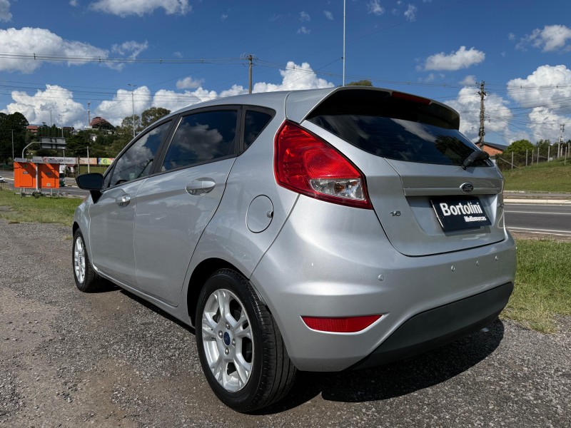 FIESTA 1.6 SE HATCH 16V FLEX 4P AUTOMÁTICO - 2015 - FARROUPILHA