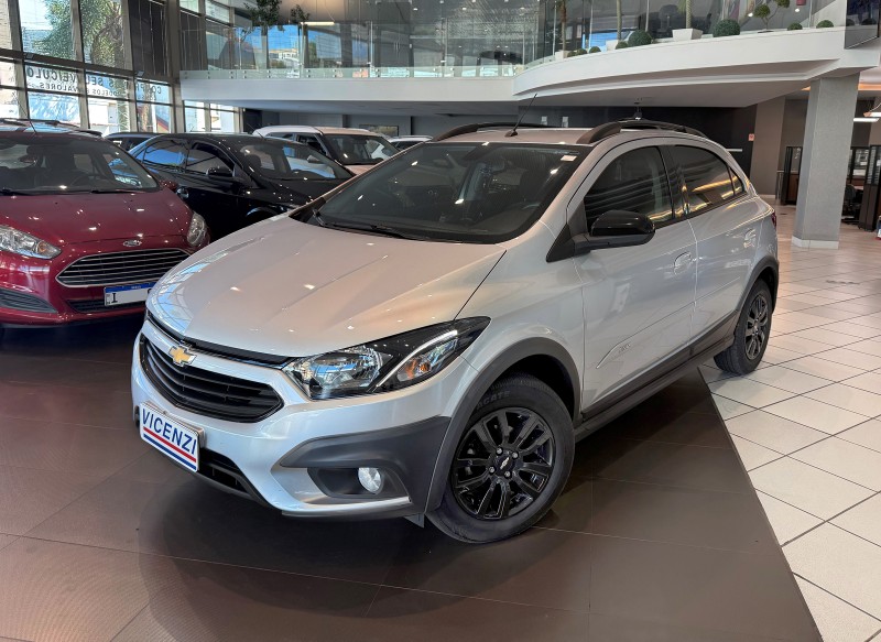 ONIX 1.4 MPFI ACTIV 8V FLEX 4P MANUAL - 2019 - FARROUPILHA