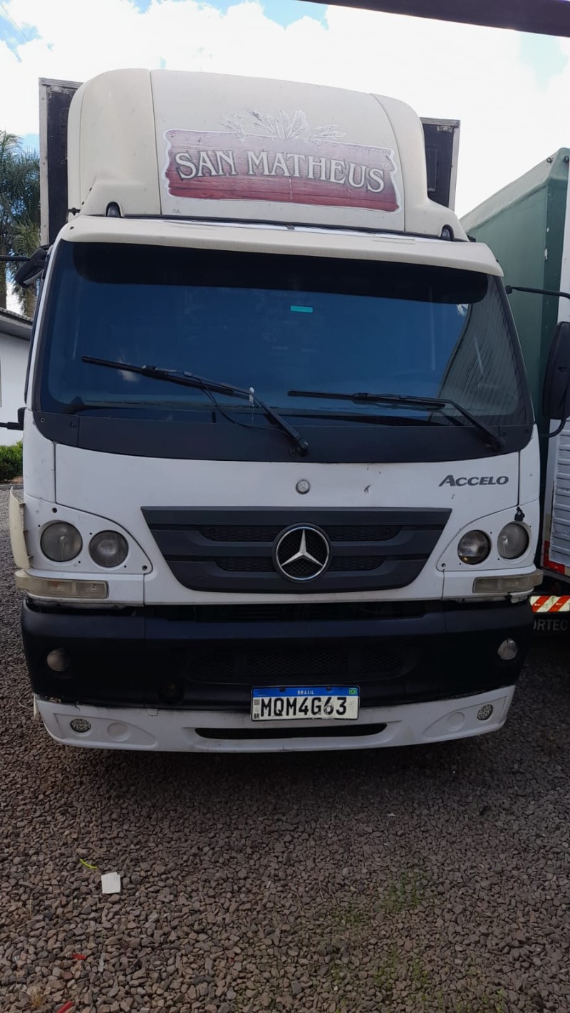 ACCELO 915 C - 2006 - CAXIAS DO SUL