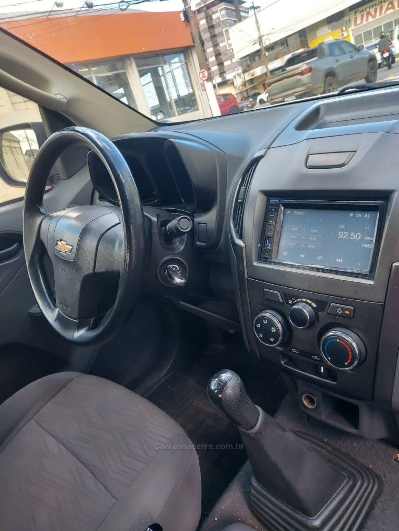 S10 2.4 LS 4X2 CD 8V FLEX 4P MANUAL - 2014 - BENTO GONçALVES