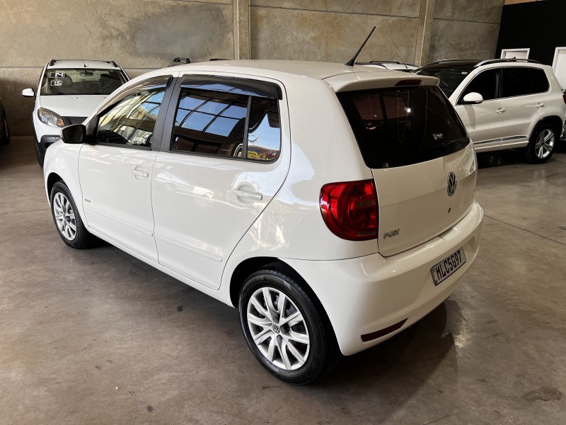 FOX 1.6 MI 8V FLEX 4P MANUAL - 2013 - CAXIAS DO SUL