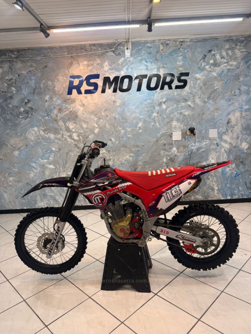 crf 250f  2022 caxias do sul
