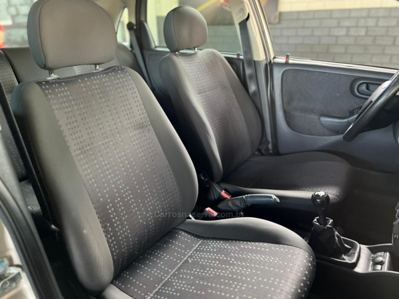 CORSA 1.4 MPFI MAXX 8V FLEX 4P MANUAL - 2012 - CAXIAS DO SUL