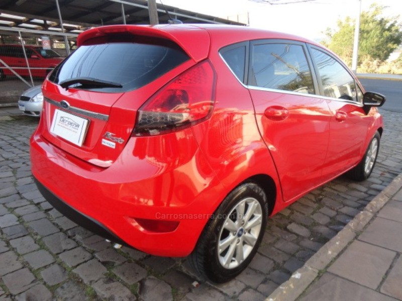 FIESTA 1.6 SE HATCH 16V FLEX 4P MANUAL - 2013 - BENTO GONçALVES