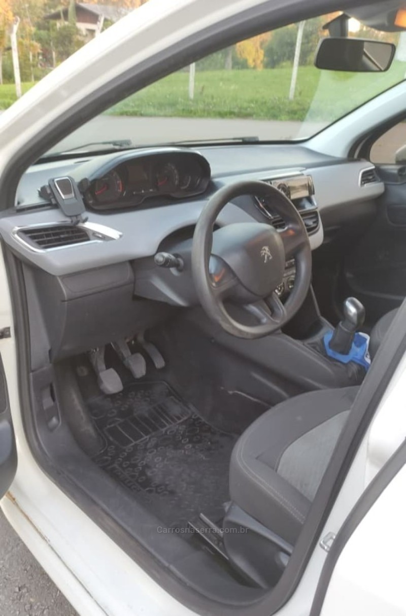 208 1.5 ACTIVE 8V FLEX 4P MANUAL - 2014 - CAXIAS DO SUL