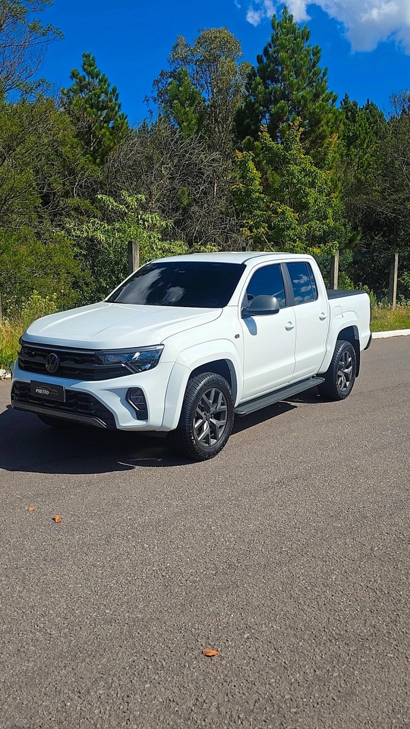 AMAROK 3.0 V6 TDI HIGHLINE CD DIESEL 4MOTION AUTOMÁTICO - 2025 - BENTO GONçALVES