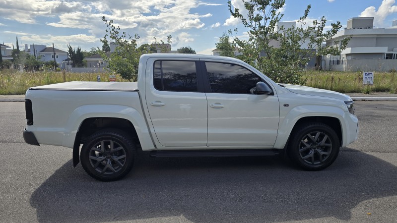 AMAROK 3.0 V6 TDI HIGHLINE CD DIESEL 4MOTION AUTOMÁTICO - 2025 - BENTO GONçALVES
