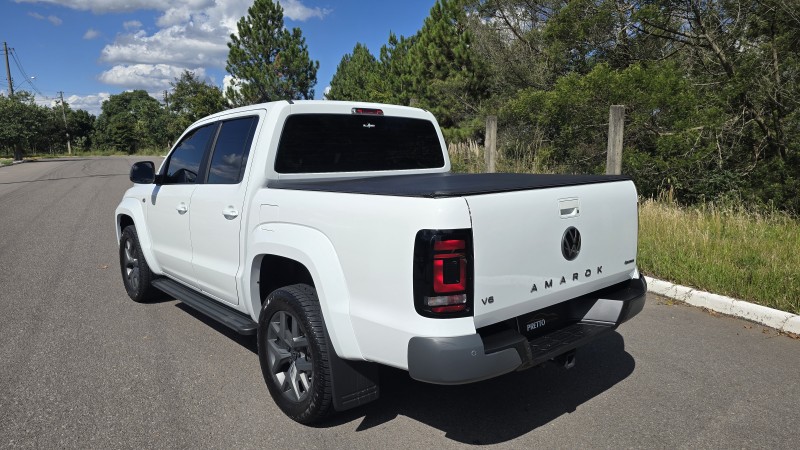 AMAROK 3.0 V6 TDI HIGHLINE CD DIESEL 4MOTION AUTOMÁTICO - 2025 - BENTO GONçALVES