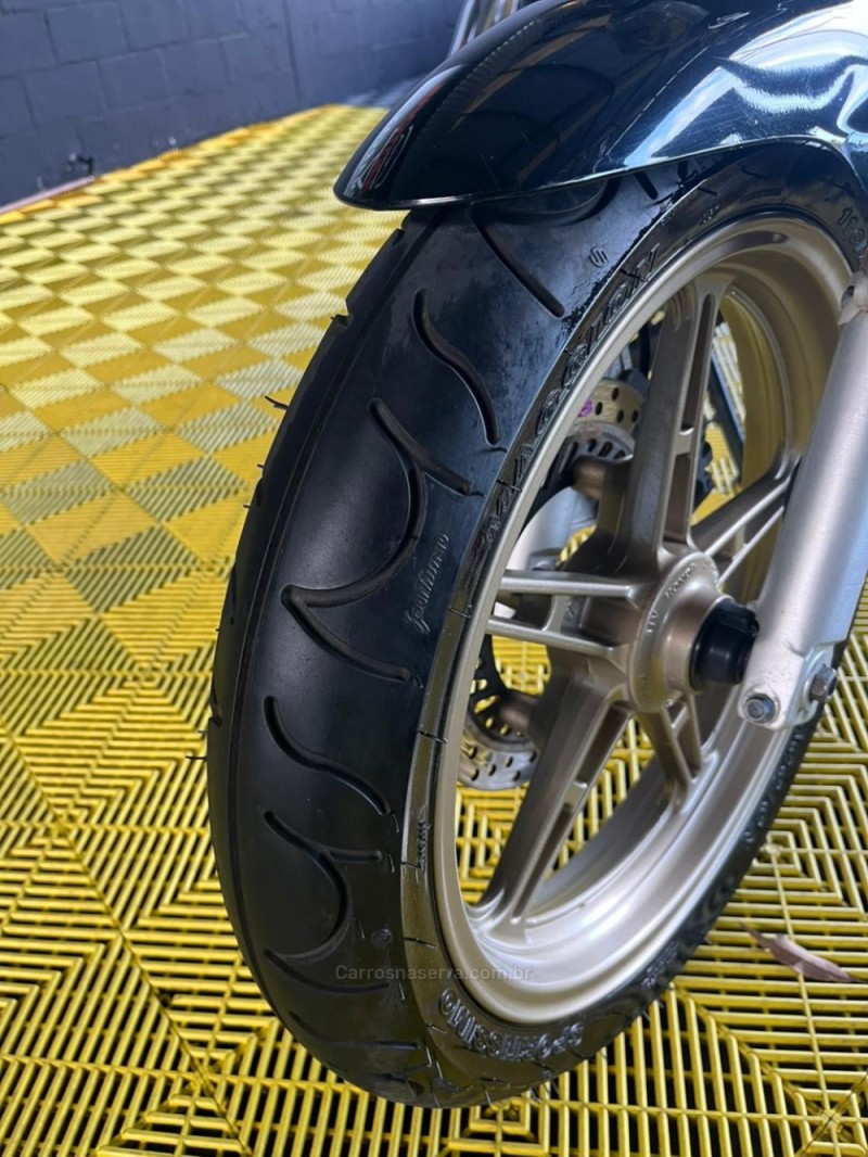 CB 300R ABS - 2015 - CAXIAS DO SUL