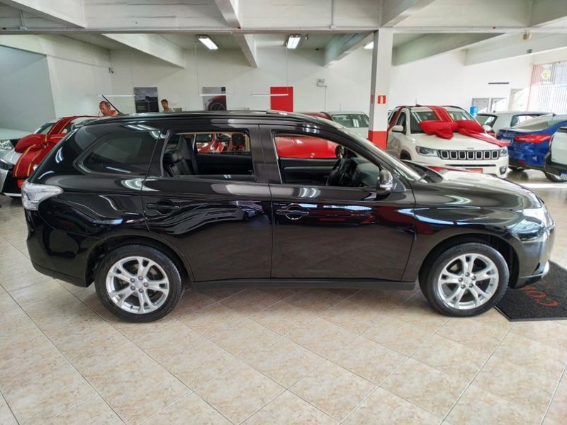 OUTLANDER 2.0 16V GASOLINA 4P AUTOMÁTICO - 2014 - CAXIAS DO SUL