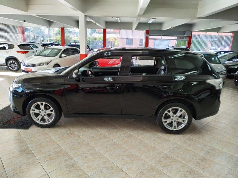 OUTLANDER 2.0 16V GASOLINA 4P AUTOMÁTICO - 2014 - CAXIAS DO SUL