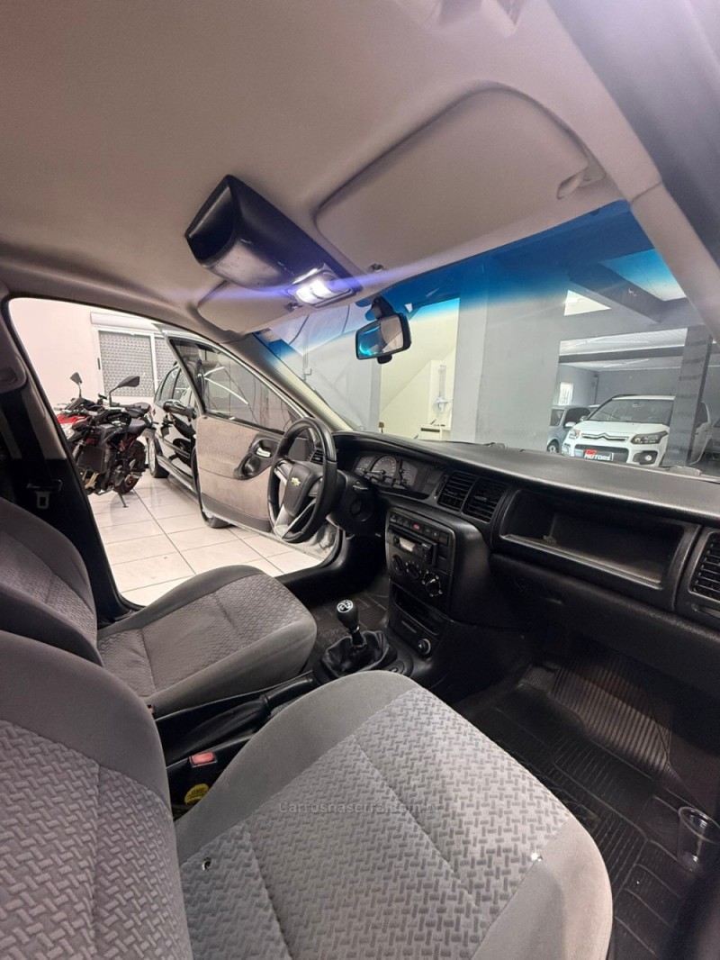 VECTRA 2.2 MPFI EXPRESSION 8V GASOLINA 4P MANUAL - 2003 - CAXIAS DO SUL