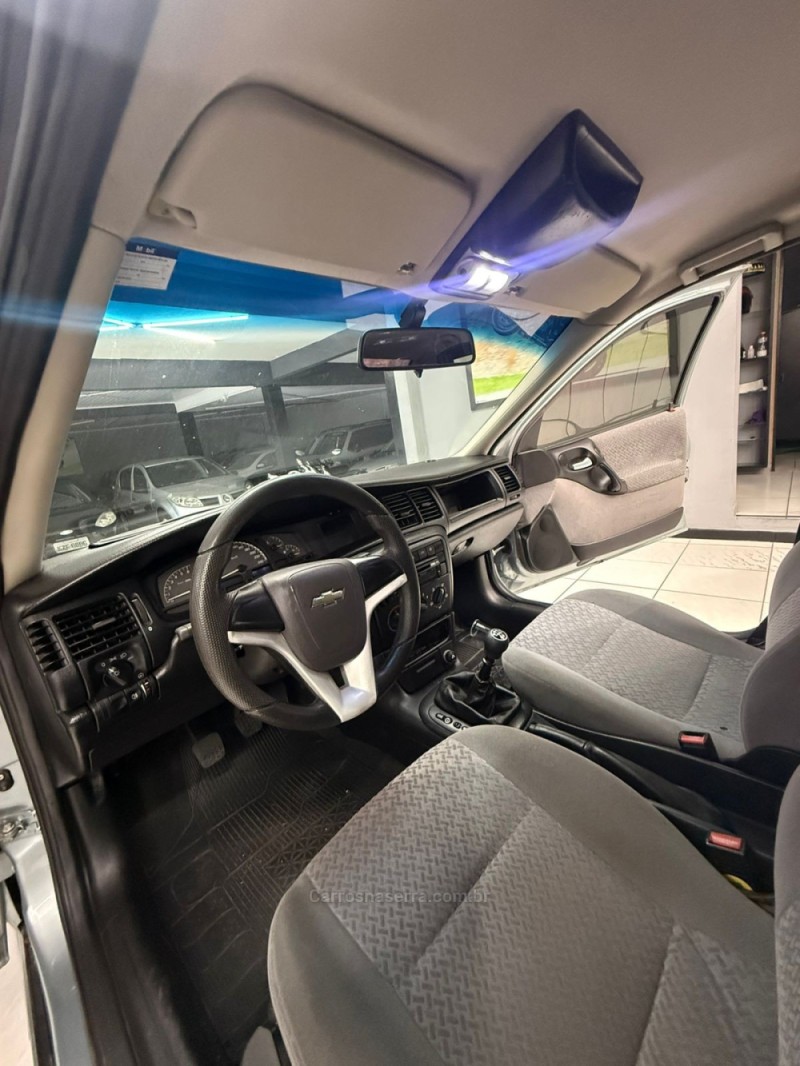 VECTRA 2.2 MPFI EXPRESSION 8V GASOLINA 4P MANUAL - 2003 - CAXIAS DO SUL