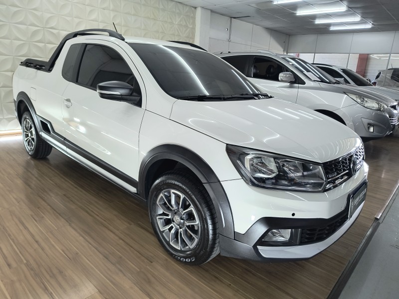 SAVEIRO 1.6 CROSS CE 16V FLEX 2P MANUAL - 2018 - CAXIAS DO SUL