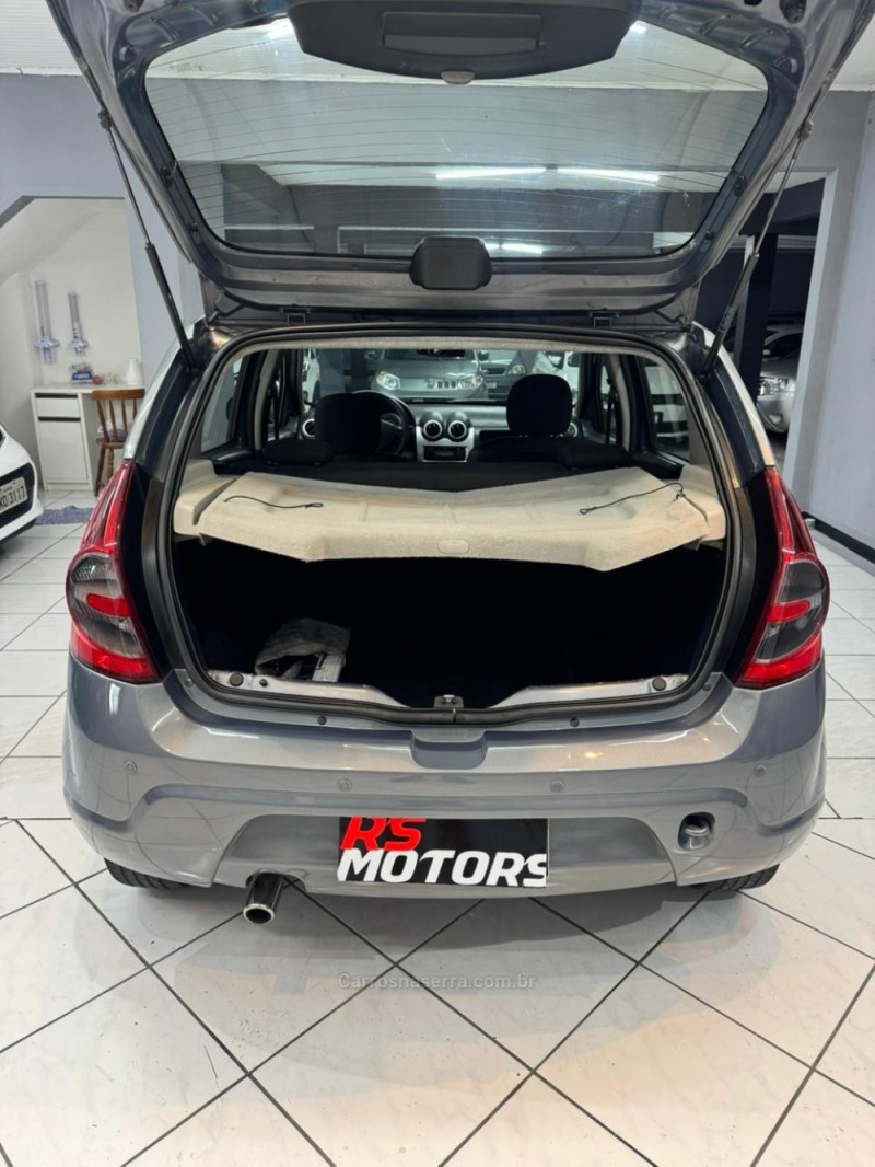 SANDERO 1.6 VIBE 8V FLEX 4P MANUAL - 2010 - CAXIAS DO SUL