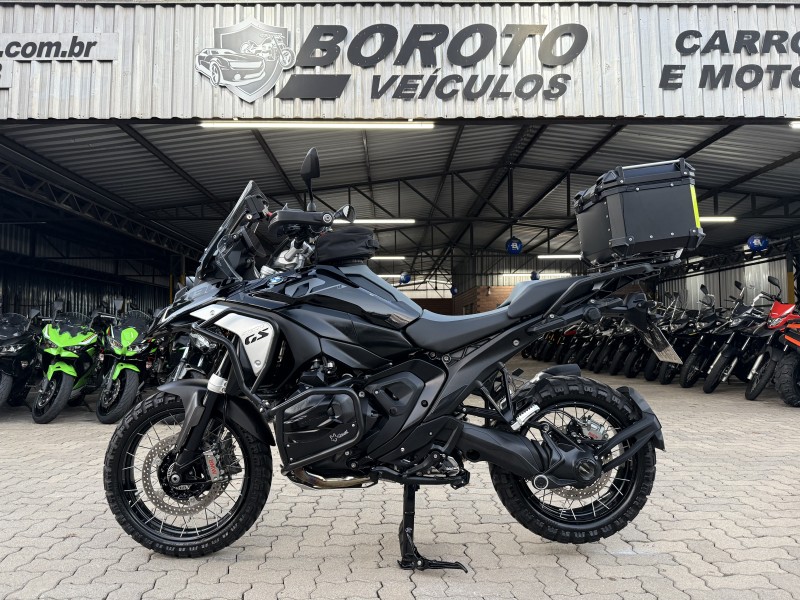 r 1300 gs triple black 2025 bento goncalves