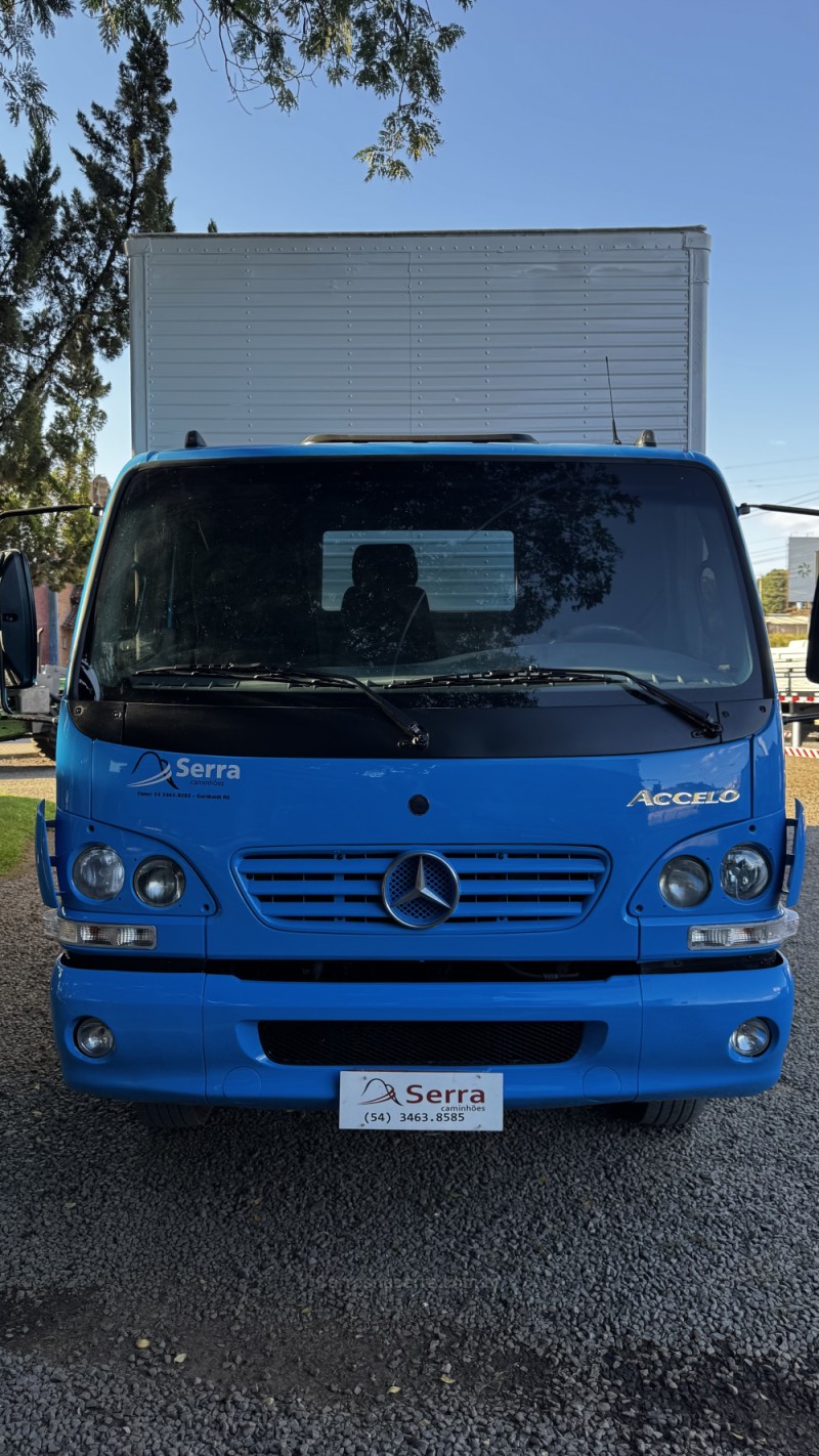 ACCELO 915 C - 2009 - GARIBALDI