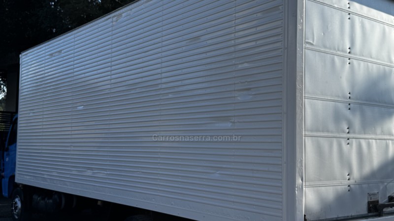 ACCELO 915 C - 2009 - GARIBALDI