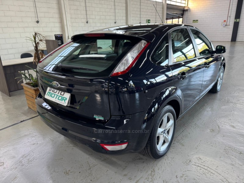 FOCUS 1.6 GLX 16V FLEX 4P MANUAL - 2013 - CAXIAS DO SUL