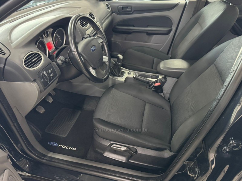 FOCUS 1.6 GLX 16V FLEX 4P MANUAL - 2013 - CAXIAS DO SUL