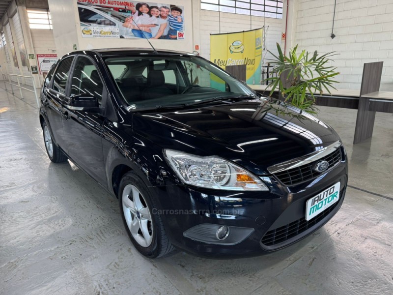 FOCUS 1.6 GLX 16V FLEX 4P MANUAL