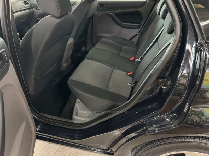 FOCUS 1.6 GLX 16V FLEX 4P MANUAL - 2013 - CAXIAS DO SUL